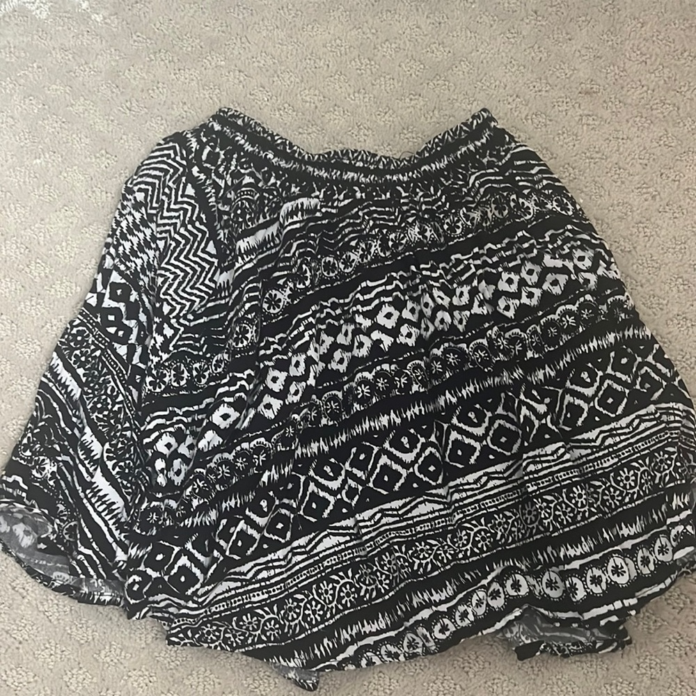Tribal print mini skirt